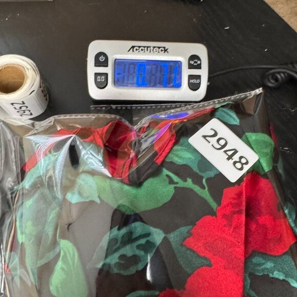 Vtg Gold Label Victoria's Secret Silk Nightgown Womens M Coquette Girl Feminine - Picture 9 of 9